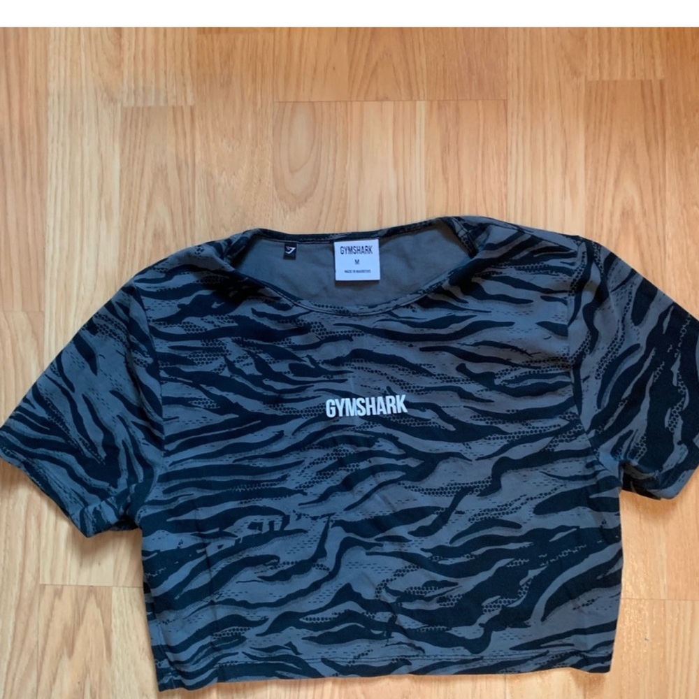 Gymshark top